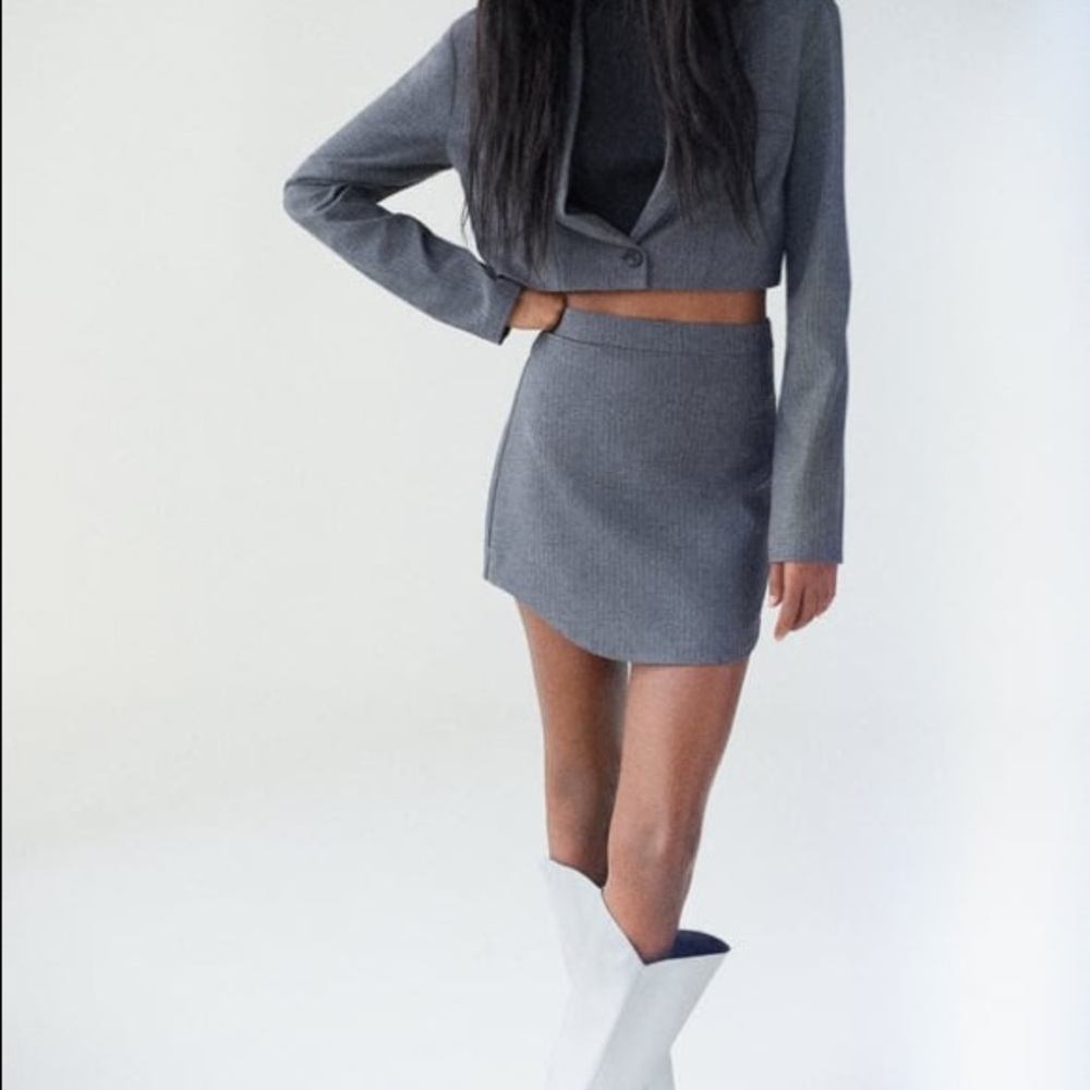PINSTRIPE MINI SKIRT - Zara